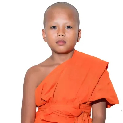 รูปของ สามเณรอังกูล ทบภักดิ์